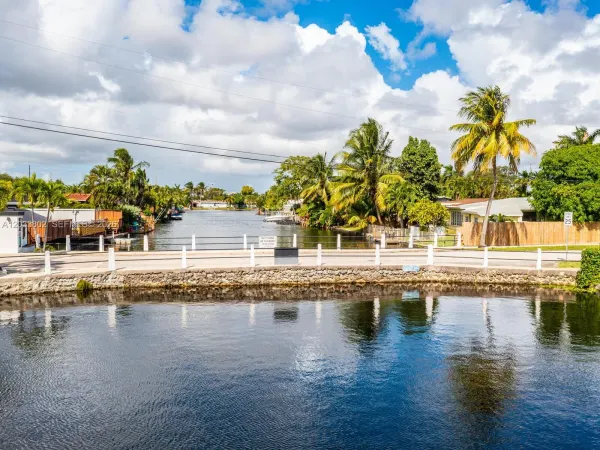 2856 NW 10th Avenue, Wilton Manors, FL 33311