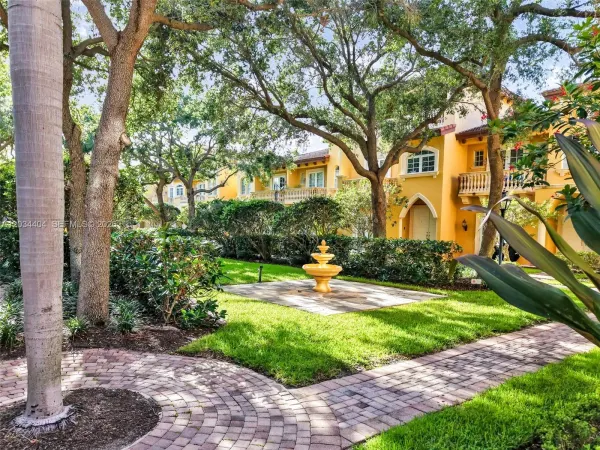 425 NE 69th Circle, Boca Raton, FL 33487