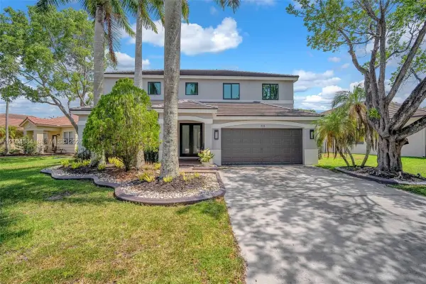 731 Tulip Circle, Weston, FL 33327