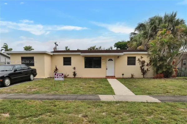 6211 NW 19th Street, Sunrise, FL 33313