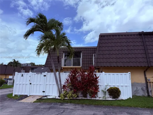 22232 Boca Rancho Drive A, Boca Raton, FL 33428