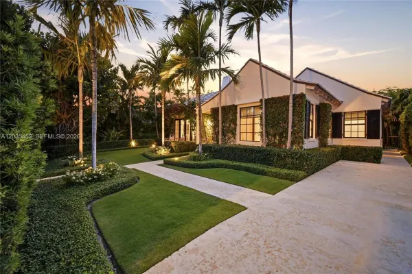 135 Chilean Avenue, Palm Beach, FL 33480