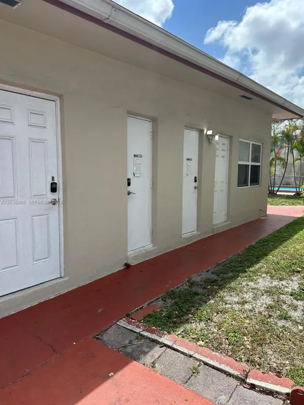 2916 Funston Street 47a, Hollywood, FL 33020