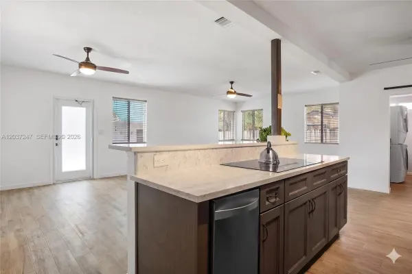316 NW 29th Street, Wilton Manors, FL 33311