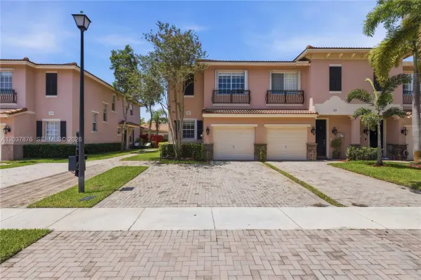 277 Las Brisas Circle, Sunrise, FL 33326