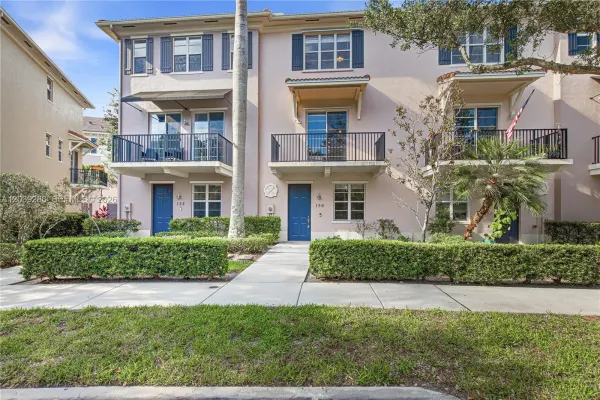 156 Greenwich Circle, Jupiter, FL 33458