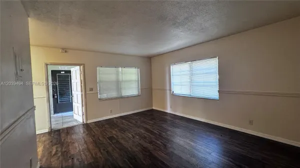 1522 NE 34th Court 4, Oakland Park, FL 33334