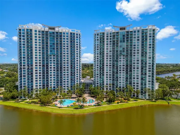 2641 N Flamingo Road 304n, Sunrise, FL 33323