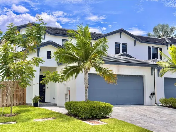 2950 Park Place 5838, Dania Beach, FL 33312