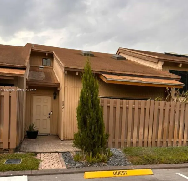 8021 SW 21st Court, Davie, FL 33324