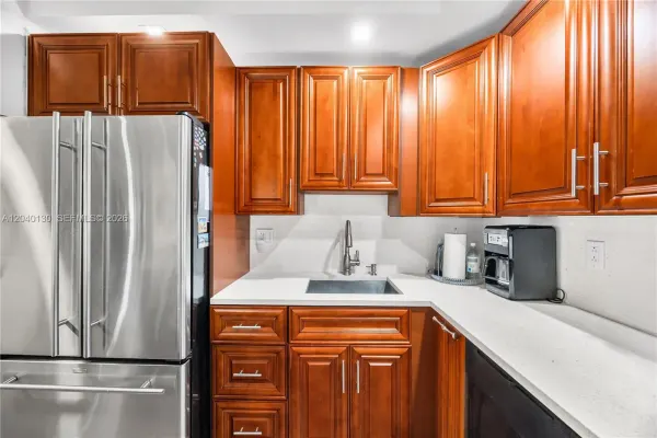 9999 N Belfort Circle 101, Tamarac, FL 33321