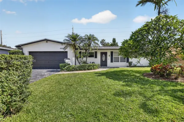 2711 Arthur Street, Hollywood, FL 33020