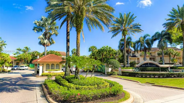 3204 Glenmoor Drive 3204, West Palm Beach, FL 33409