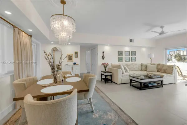 462 Golden Isles Drive 211, Hallandale Beach, FL 33009