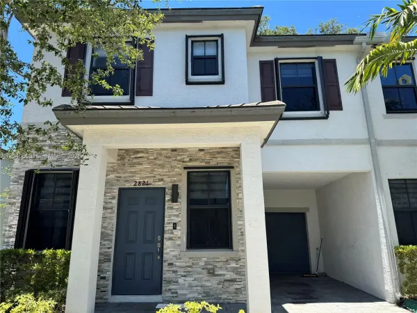 2821 SW 17th Avenue, Fort Lauderdale, FL 33315