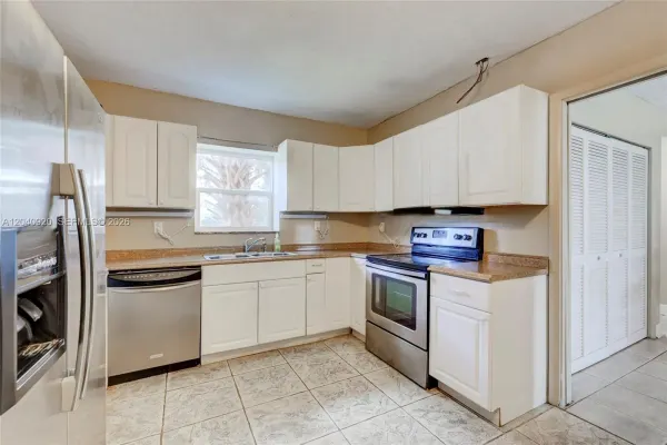 350 Sunshine Drive, Coconut Creek, FL 33066
