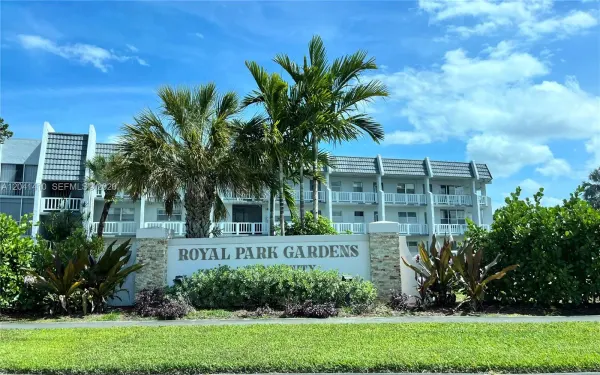 6550 Royal Palm Boulevard 105a, Margate, FL 33063
