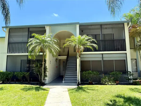 1119 Green Pine Boulevard A1, West Palm Beach, FL 33409