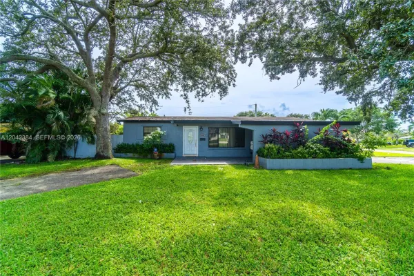 3338 Taft Street, Hollywood, FL 33021