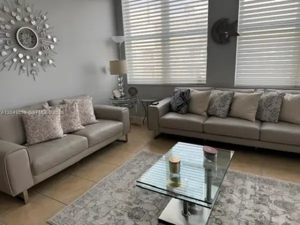 511 SE 5th Avenue 1705, Fort Lauderdale, FL 33301