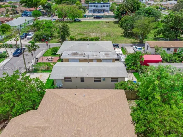 805 NW 3rd Terrace, Hallandale Beach, FL 33009
