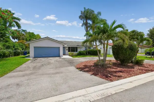 7506 NW 42nd Street, Coral Springs, FL 33065