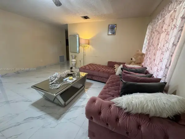 5923 Fillmore Street, Hollywood, FL 33021