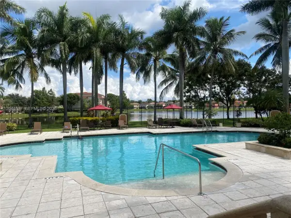 4081 San Marino Boulevard 303, West Palm Beach, FL 33409