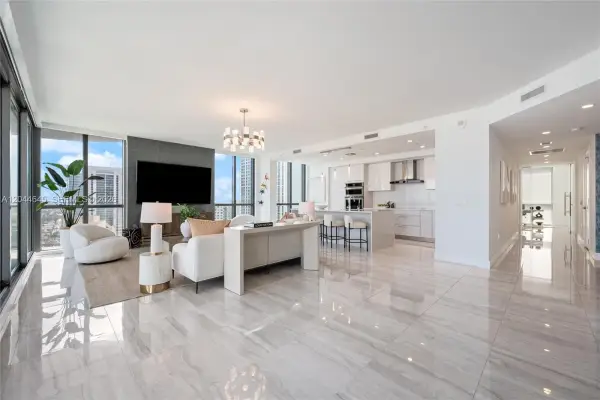 100 E Las Olas Boulevard 3201, Fort Lauderdale, FL 33301