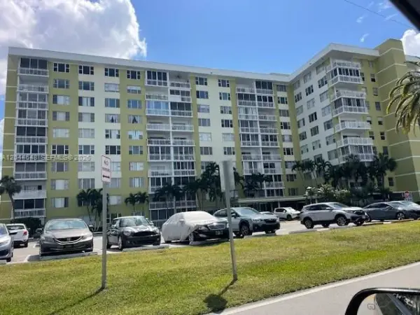 4400 Hillcrest Dr 701b 701b, Hollywood, FL 33021