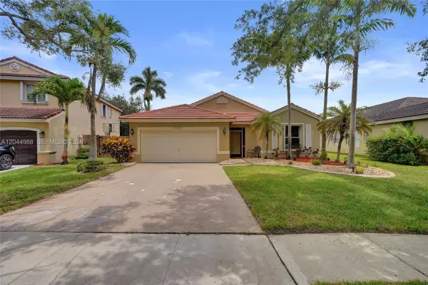 19473 NW 24th Place, Pembroke Pines, FL 33029