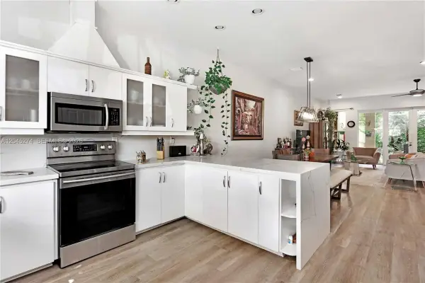 1619 Harrison Street, Hollywood, FL 33020