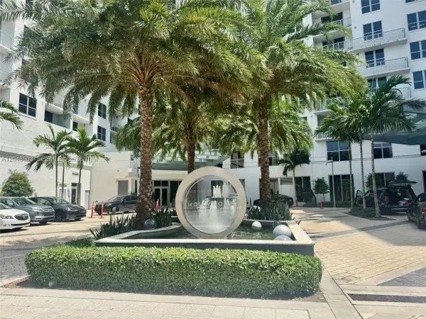 1776 Polk Street 517, Hollywood, FL 33020
