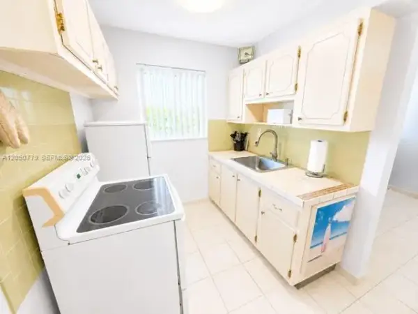 2145 Pierce Street 416, Hollywood, FL 33020