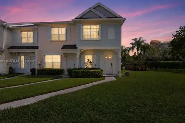 21 Simonton Circle, Weston, FL 33326