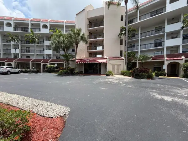 3485 Environ Boulevard C308, Lauderhill, FL 33319