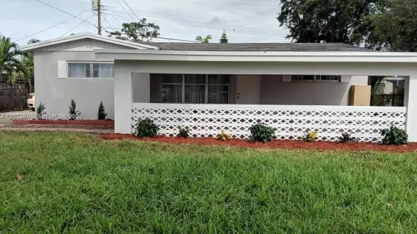 6461 Evans Street, Hollywood, FL 33024