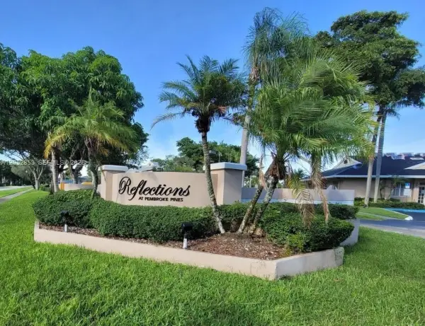 2421 NW 96th Terrace 20j, Pembroke Pines, FL 33024