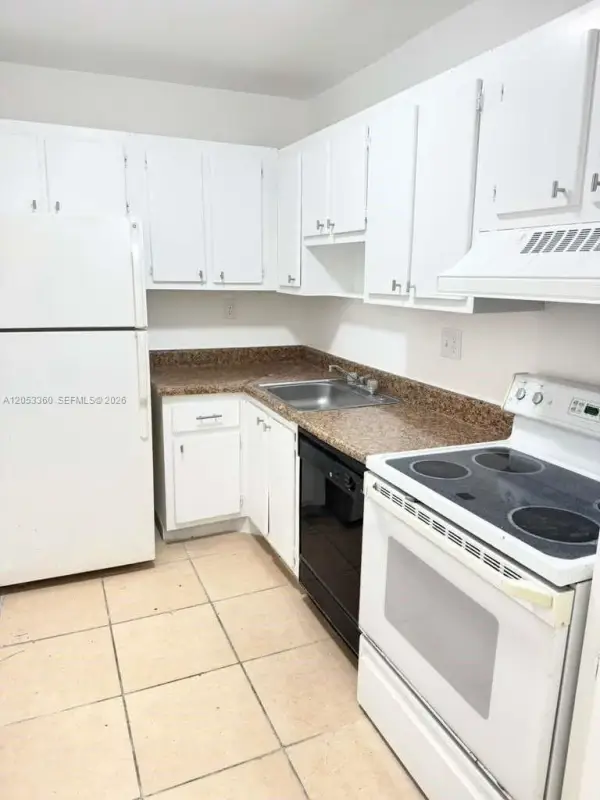 961 NW 45th Street 1, Deerfield Beach, FL 33064