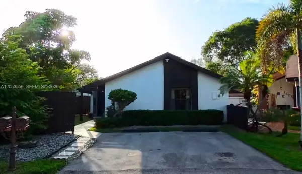 1490 Flamingo Court, Pembroke Pines, FL 33026