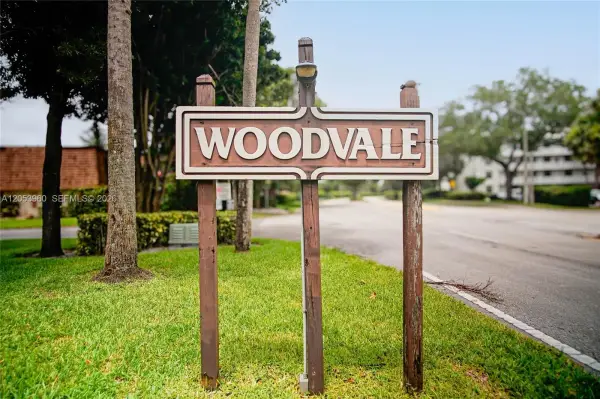 2161 Orange Grove Drive A9, Davie, FL 33324