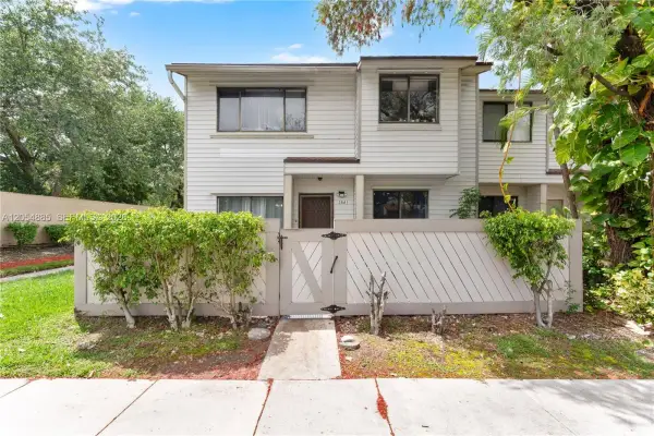 3541 NW 99th Terrace 6a, Sunrise, FL 33351