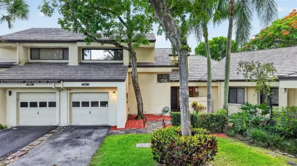 381 NW 94th Terrace, Plantation, FL 33324