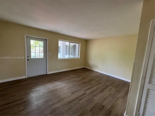 707 S 19th Avenue 1, Hollywood, FL 33020