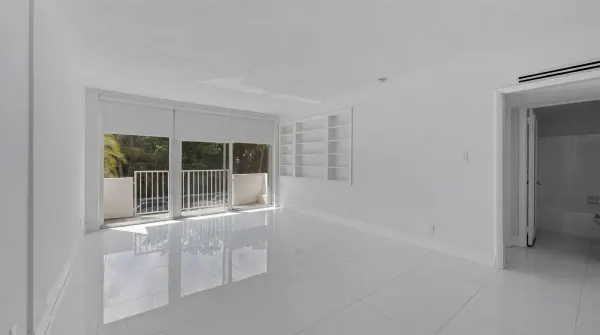 401 Peruvian Avenue 2010, Palm Beach, FL 33480