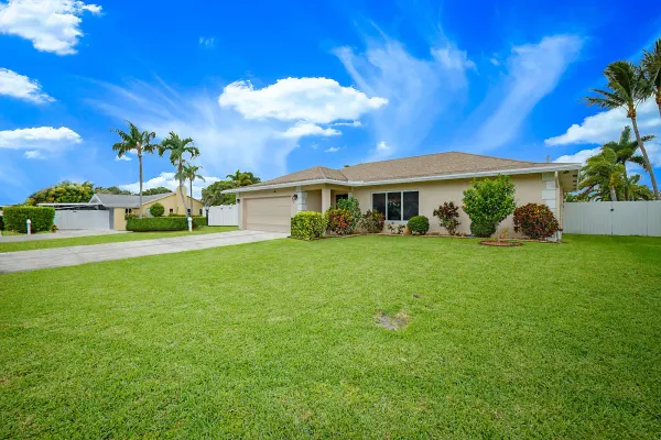 7597 Nemec Drive N, Lake Clarke Shores, FL 33406