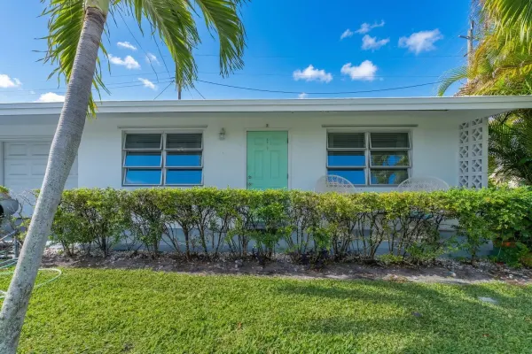 722 Ridge Road 1, Lantana, FL 33462