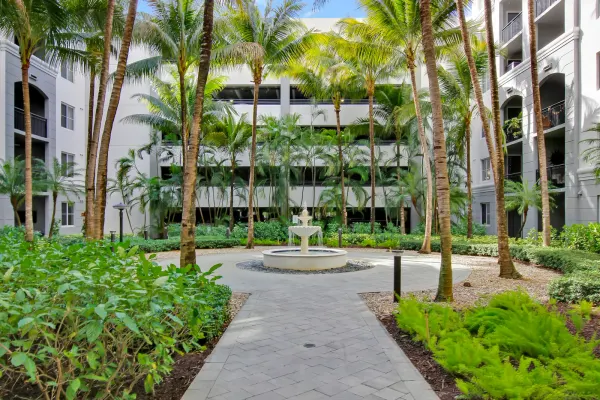 1660 Renaissance Commons Boulevard 2118, Boynton Beach, FL 33426