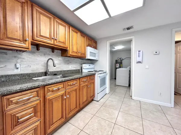 7168 Southgate Boulevard 7168, Tamarac, FL 33321