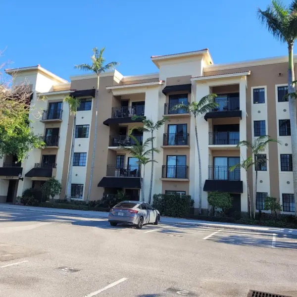 liz piedra -broker - horizon palm realty Images High... Residences At Midtown Condo Homes for Sale | Palm Beach Gardens, Palm ...